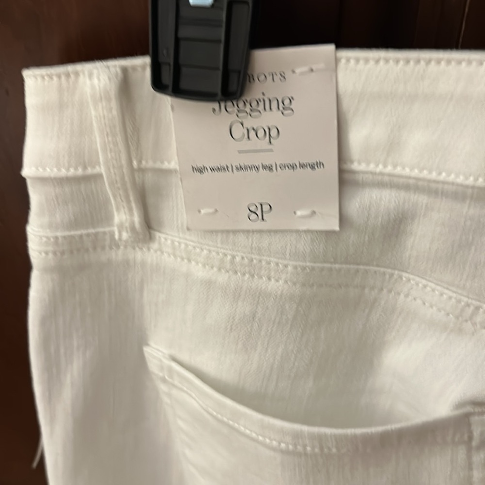 Talbots Women's Straight Jegging Crop White Jeans
Size 8p/NWT - Picture 3 of 5